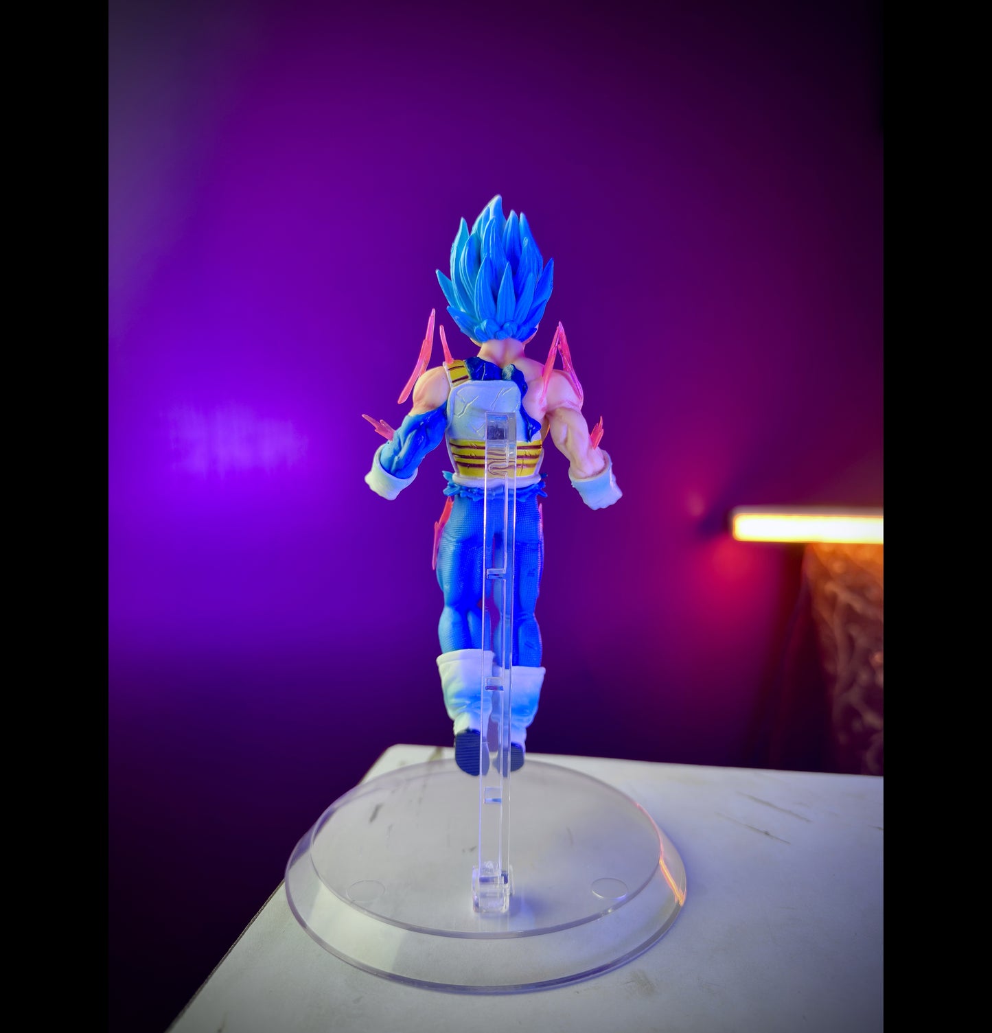 DBZ Vegeta Closed Eyes Figure – 18cm Premium Dragon Ball Z Collectible