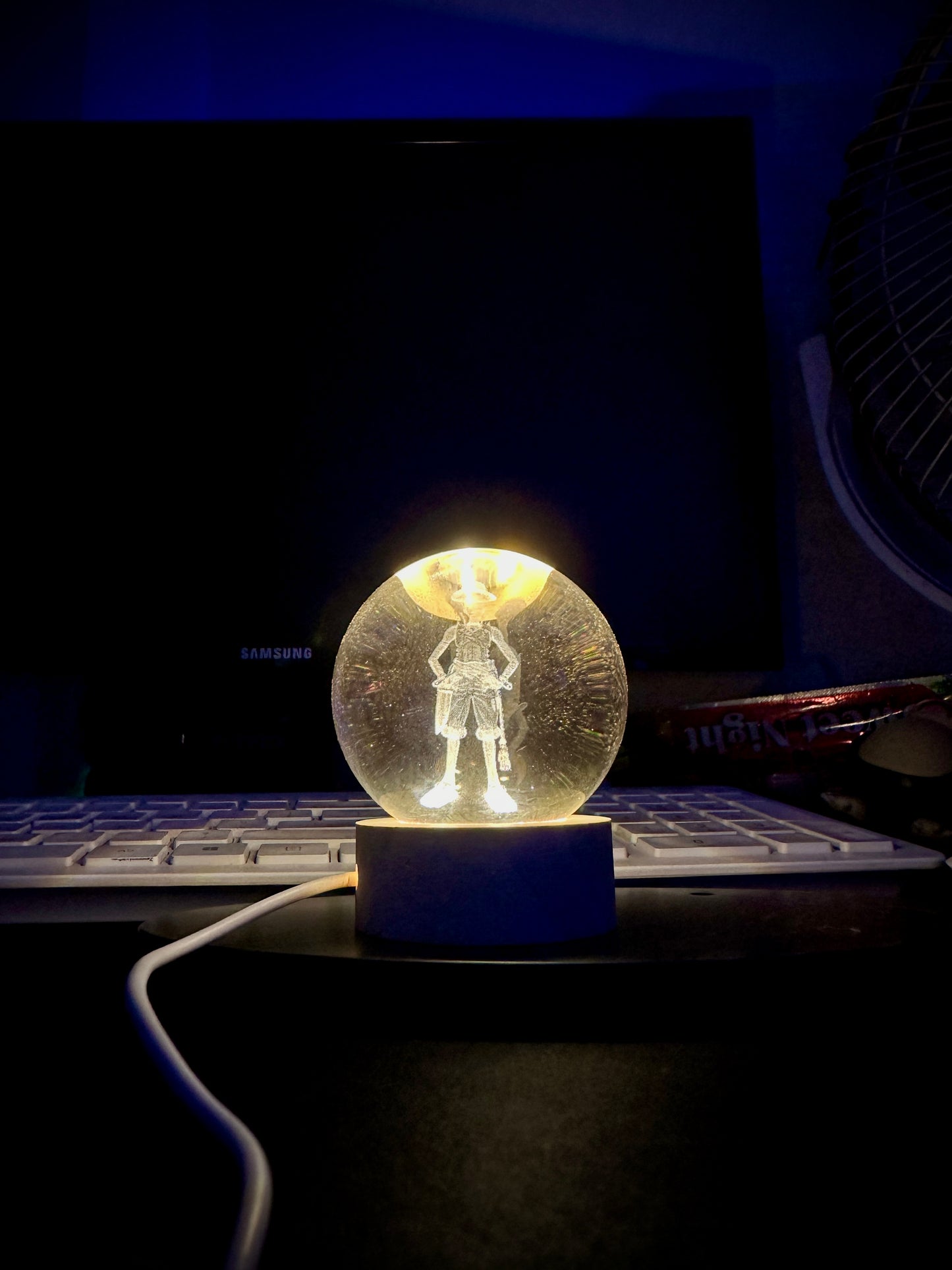 One Piece LED lamp featuring Luffy inside crystal sphere