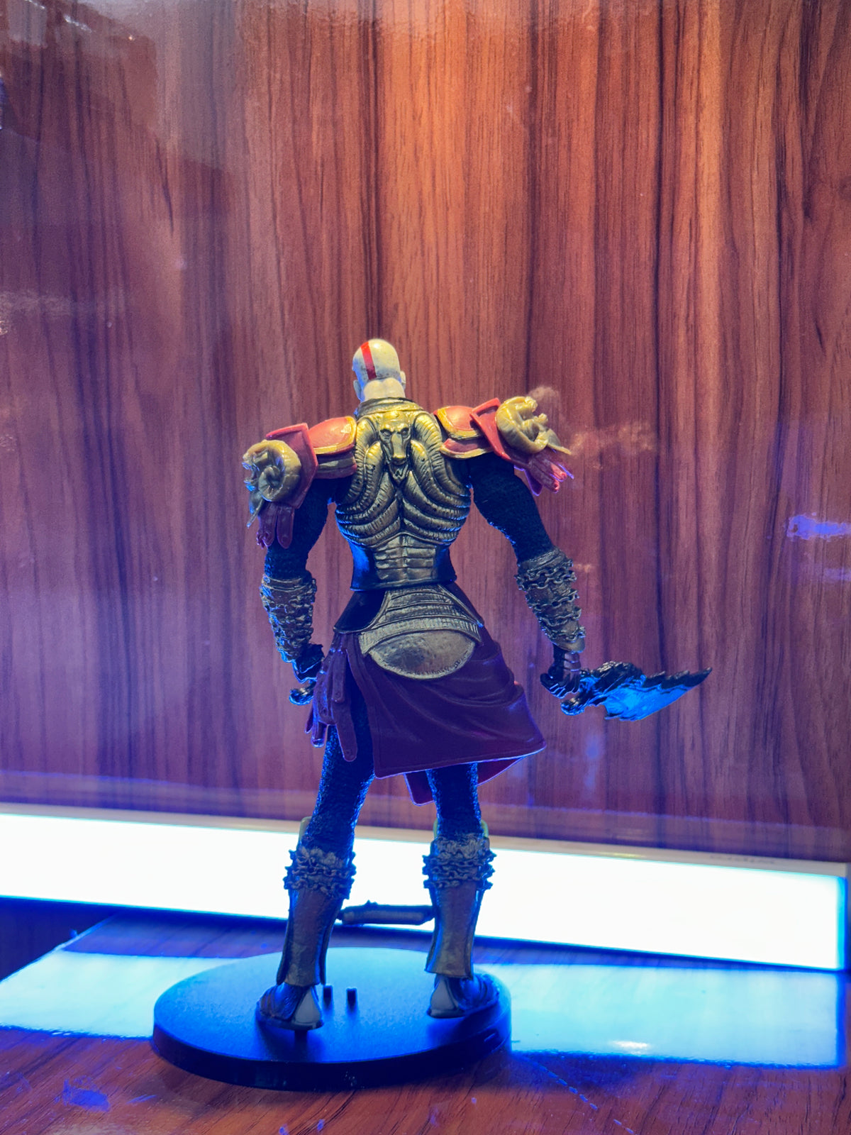 God of War Kratos 19CM gaming figure with detailed armor, muscular sculpt and blade weapon.