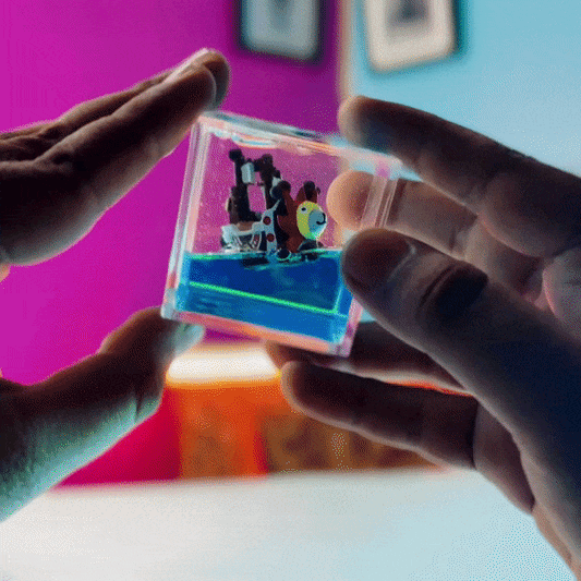 One Piece Unsinkable Boat – Blue Water (Small Size, Square)