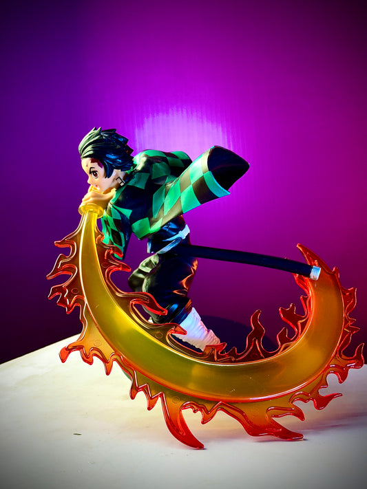 Tanjiro Kamado Fire Sword Figure – 16cm Premium Demon Slayer Collectible