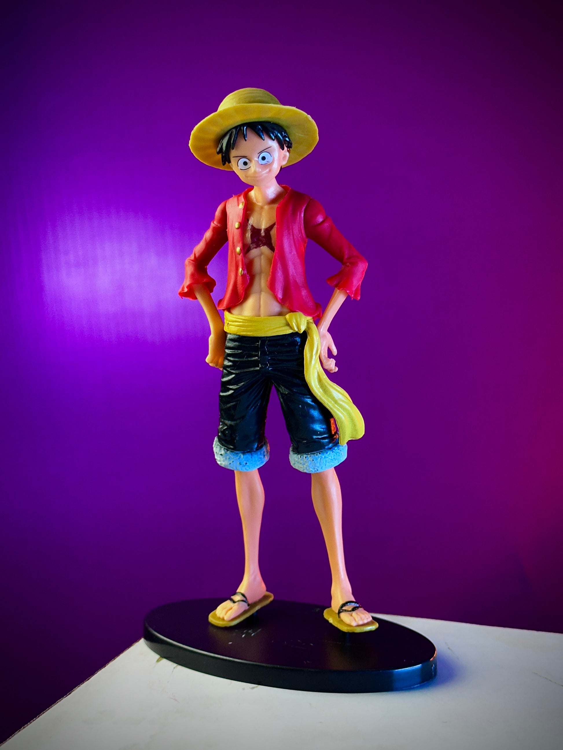 Red Dress Luffy Standing Figure – 19cm Premium One Piece Collectible