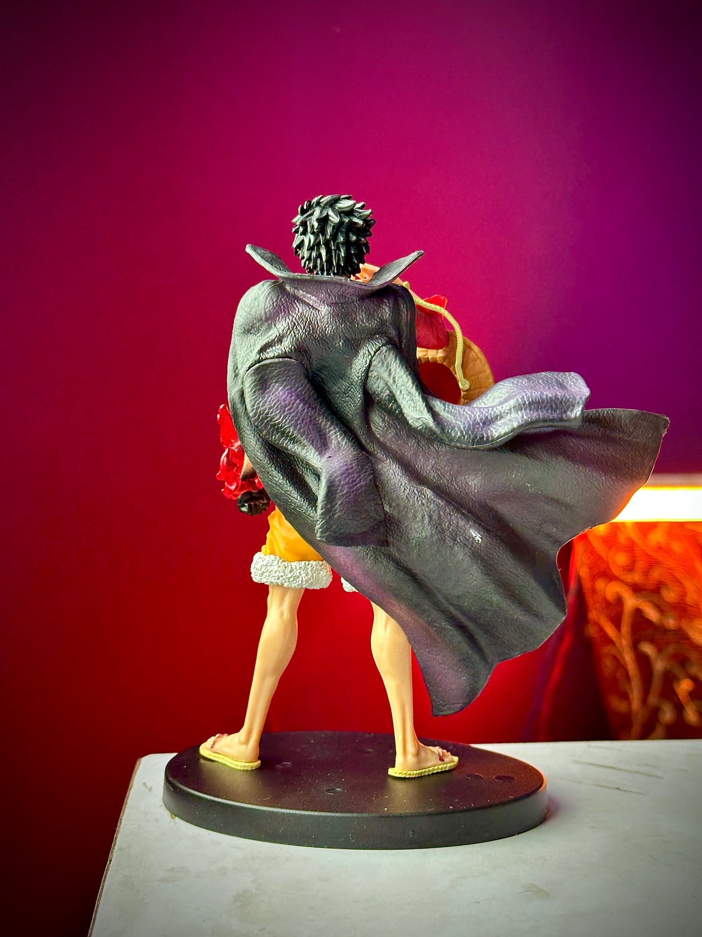 19cm Monkey D. Luffy Veil Action Figure with Round Base – One Piece Anime Collectible PVC