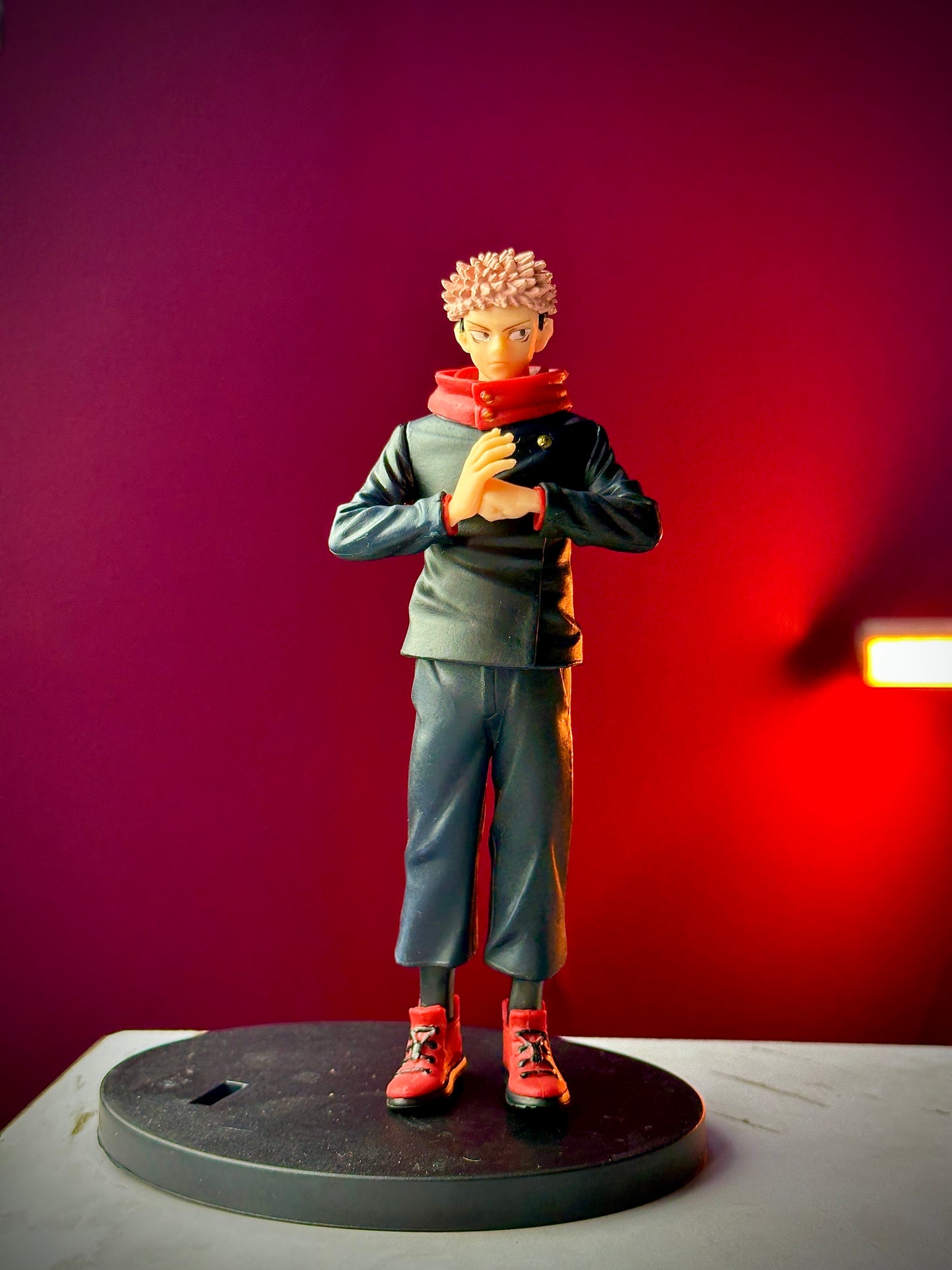 16cm Yuji Itadori Standing Action Figure with Base – Jujutsu Kaisen Anime Collectible PVC