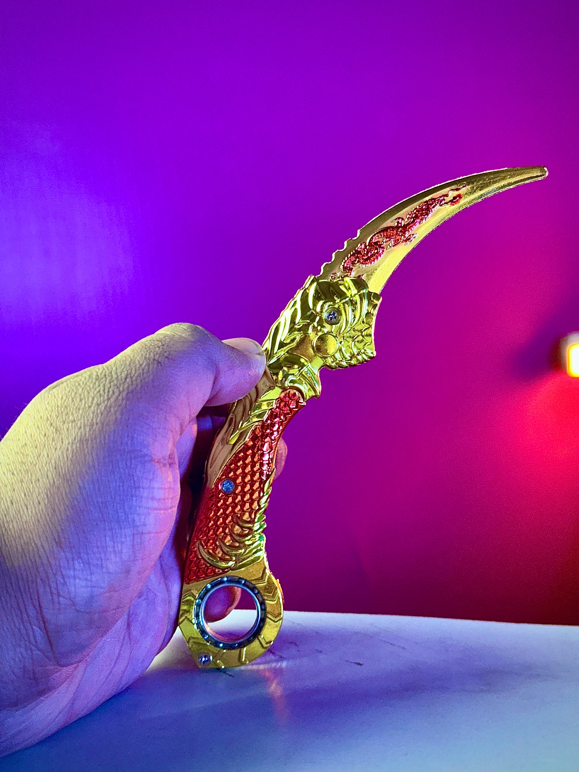 one piece golden foldable rotating toy weapon metal look