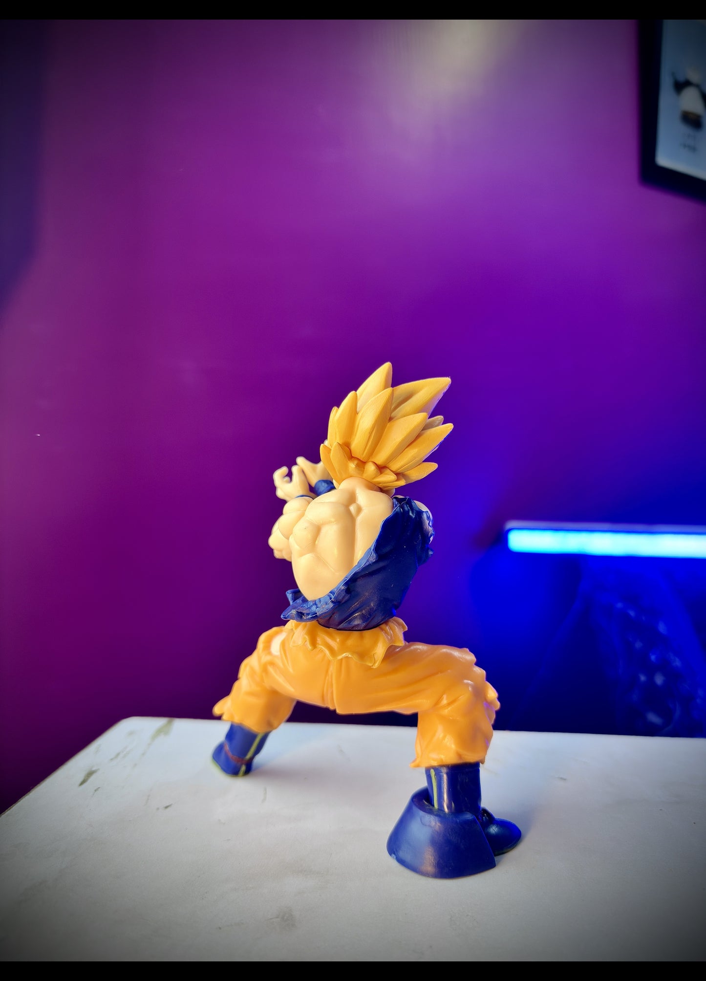 Goku Super Saiyan Kamehameha Dragon Ball Z anime figure