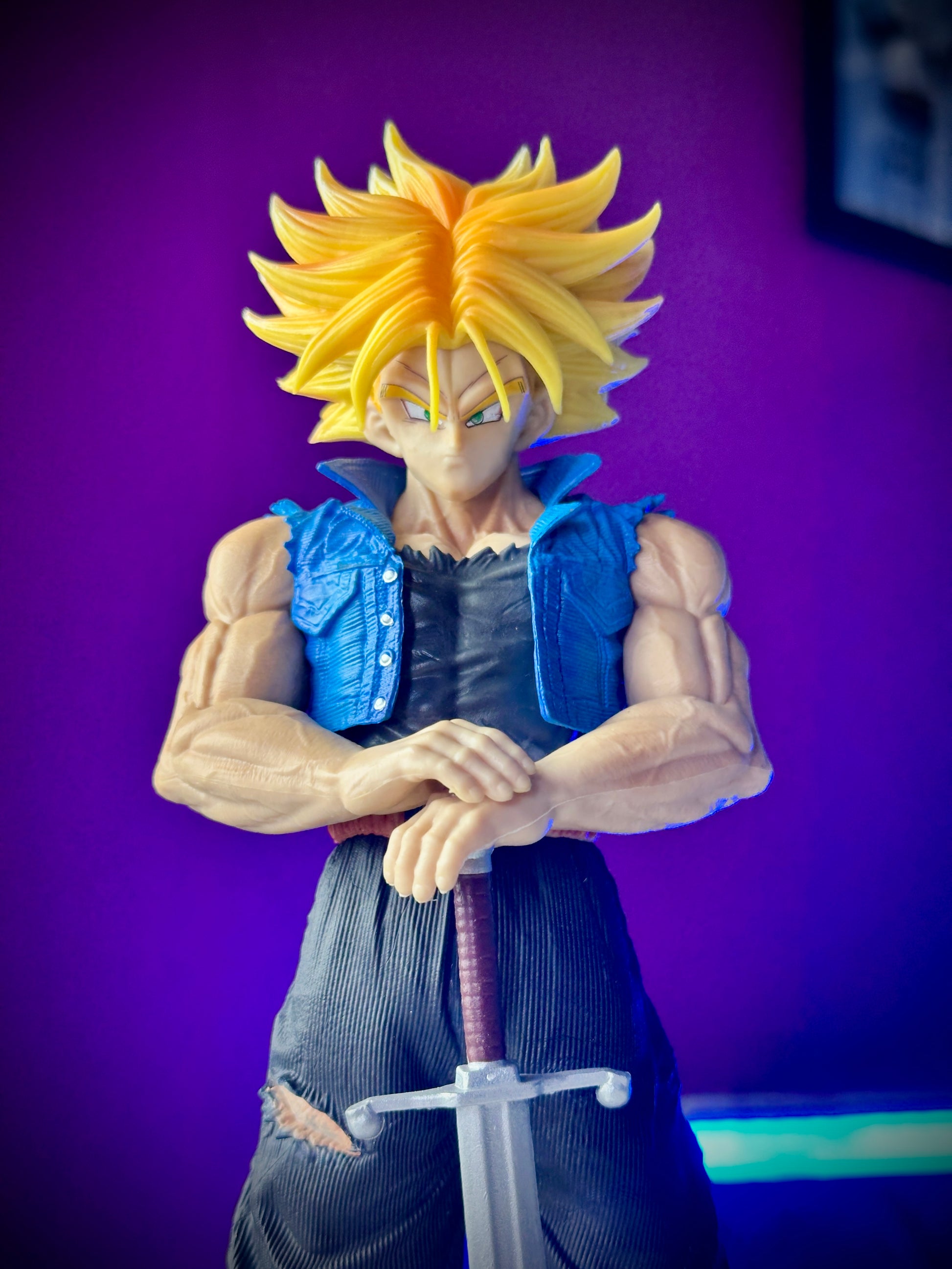 Dragon Ball Future Trunks anime collectible statue