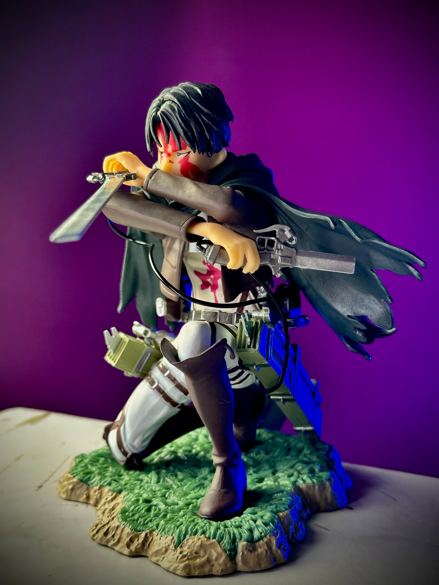Captain Levi dual sword collectible anime figure