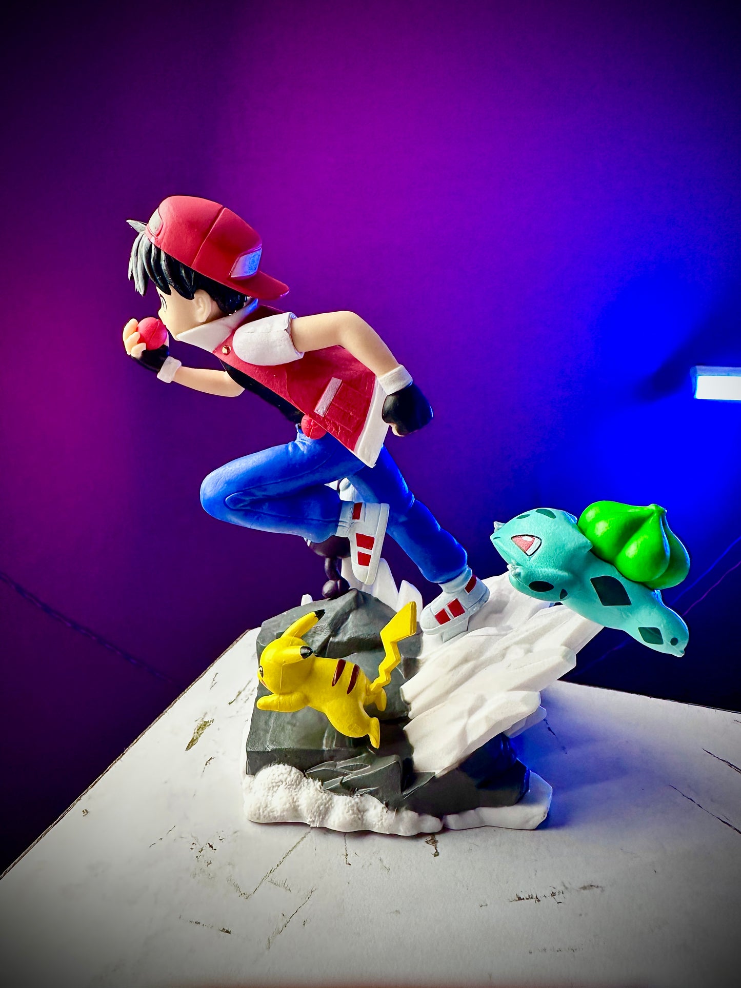 Pokemon trainer Ash Ketchum display collectible figure
