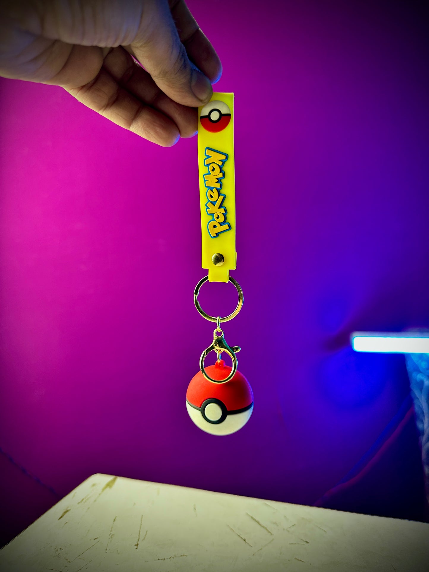 Pokémon Pokeball Rubber Keychain | Anime Keyring | Bag & Key Accessory