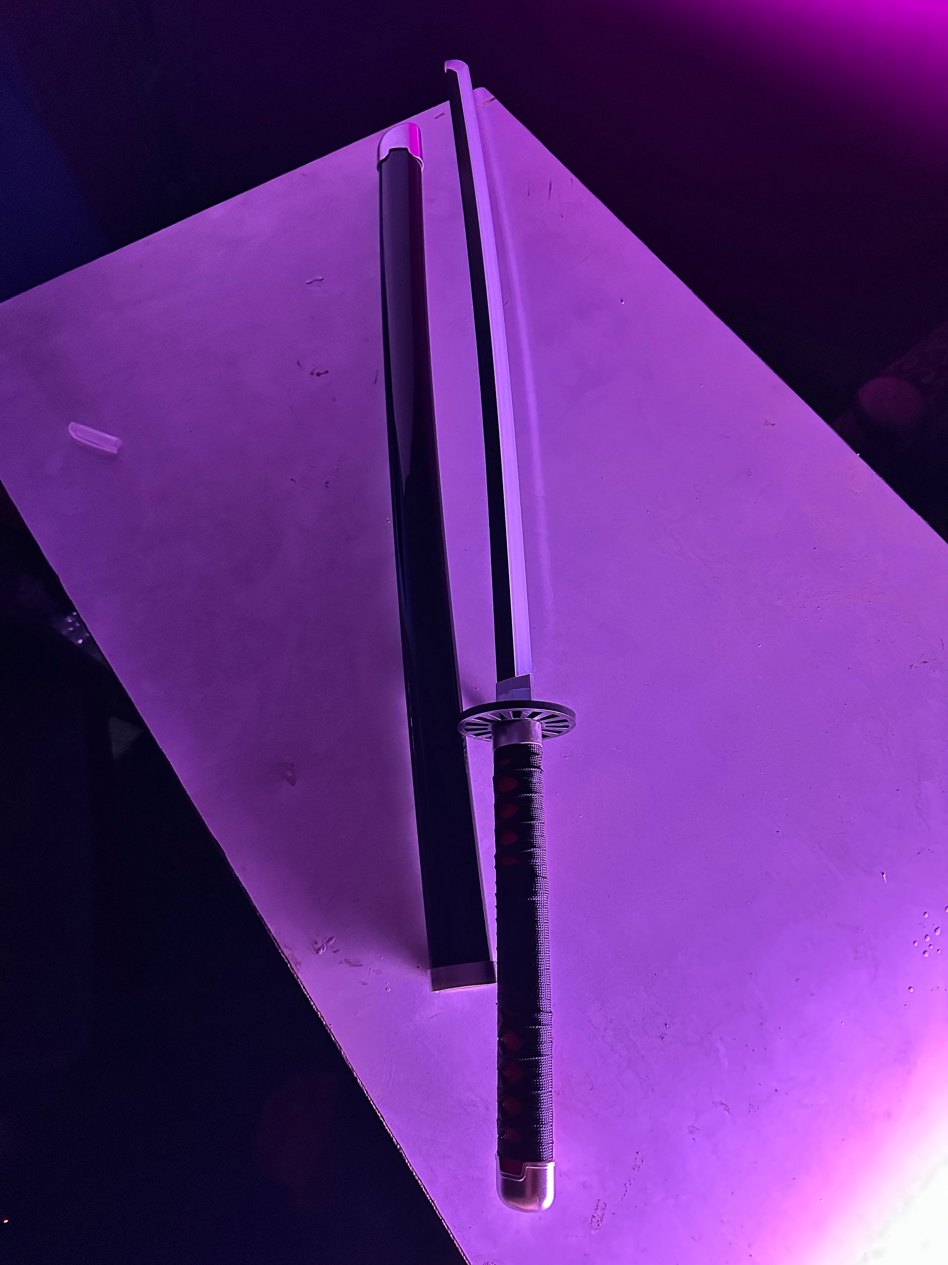 Tanjiro LED Katana 104CM Cosplay Sword