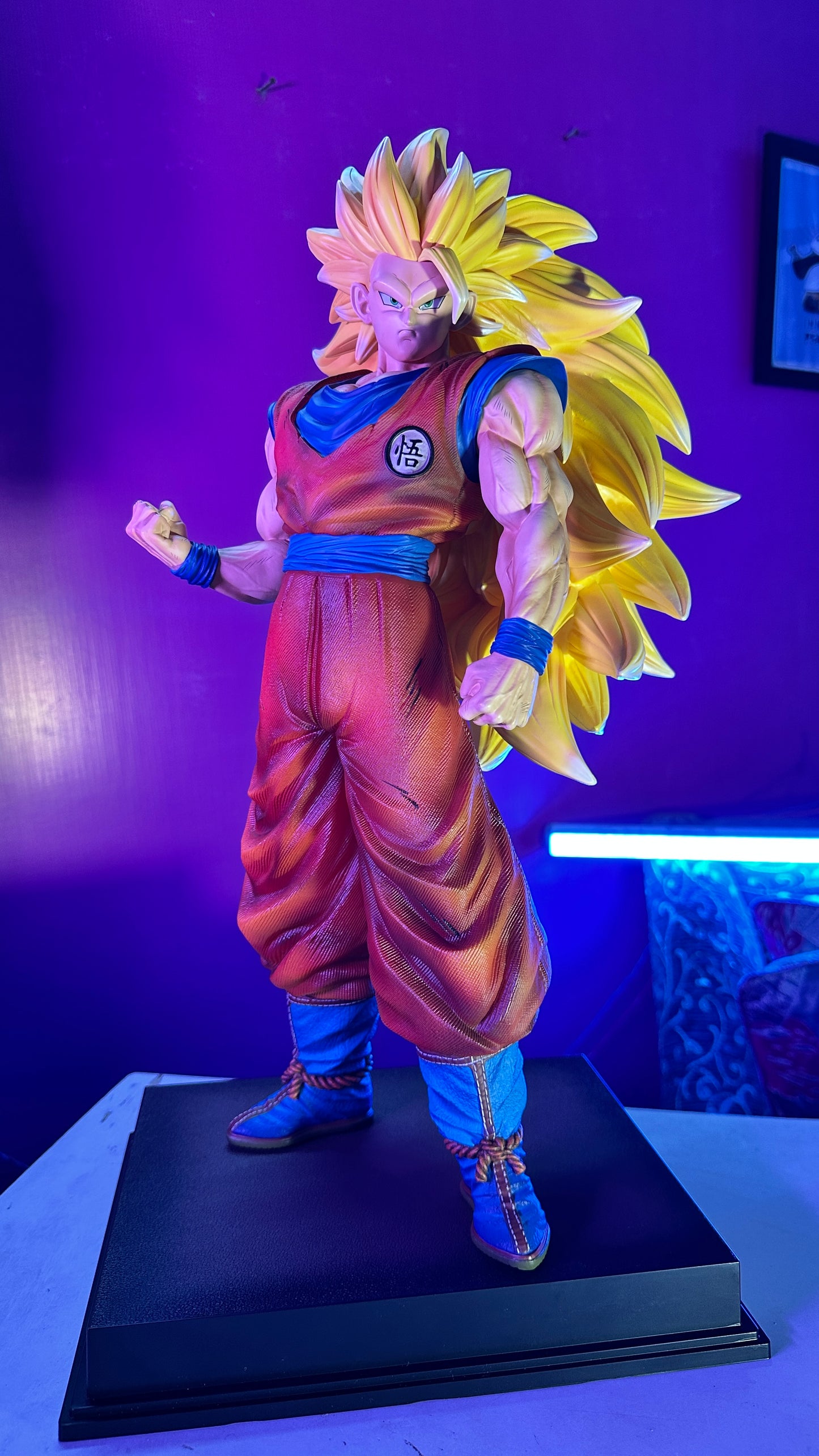 Anime collector's edition Super Saiyan 3 Goku statue designed for Dragon Ball fans