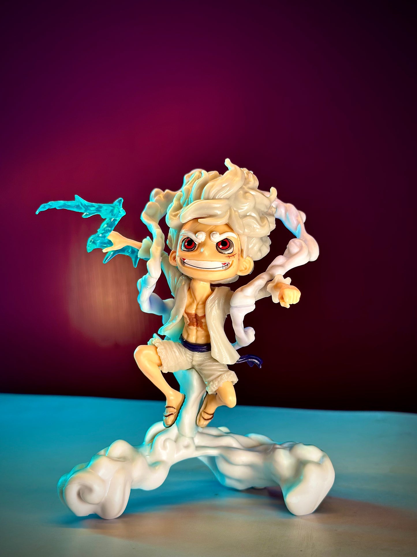 Luffy Gear 5 Lightning (18cm)