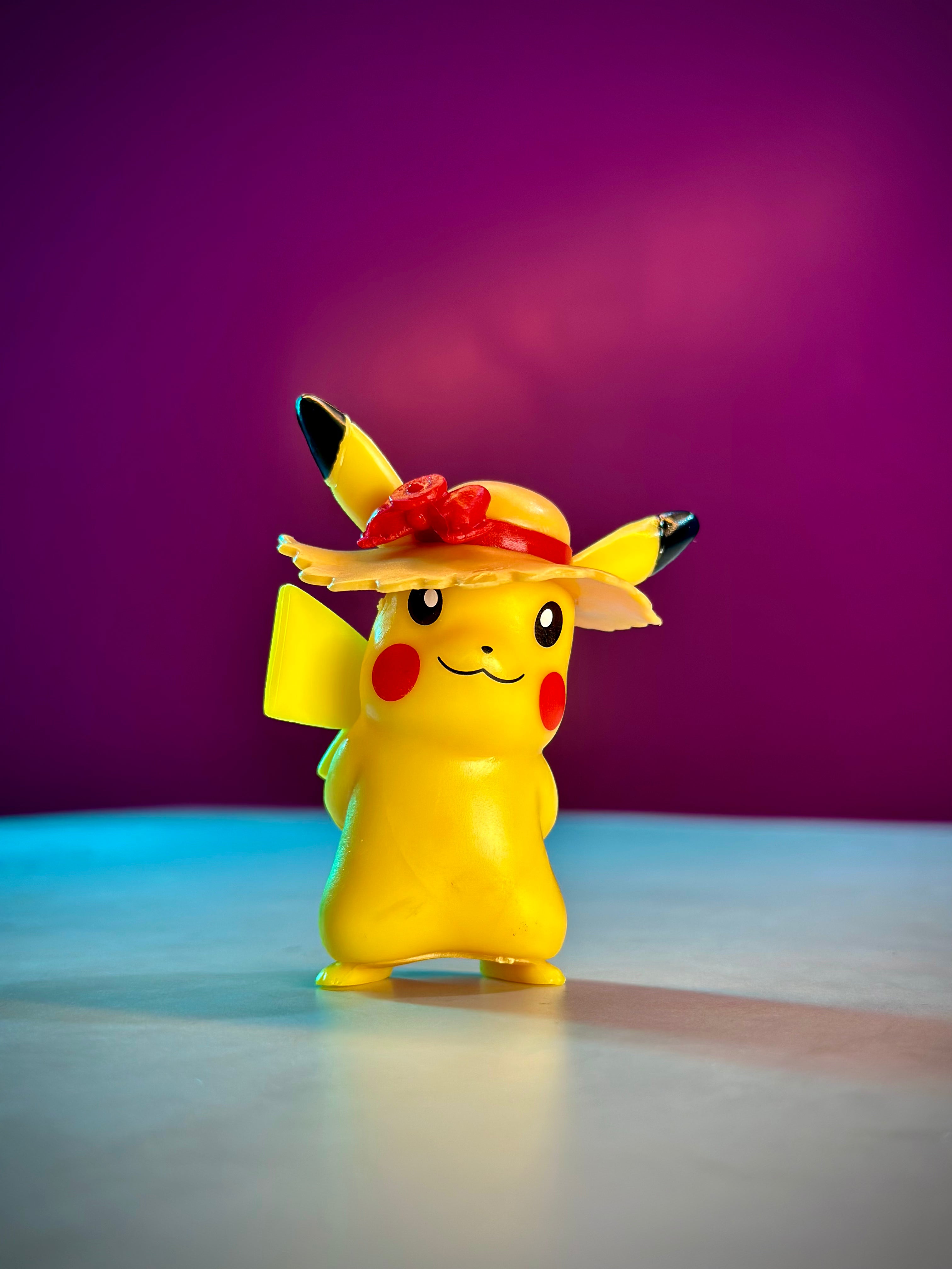 Pikachu with Hat Miniature – JhamundaVerse