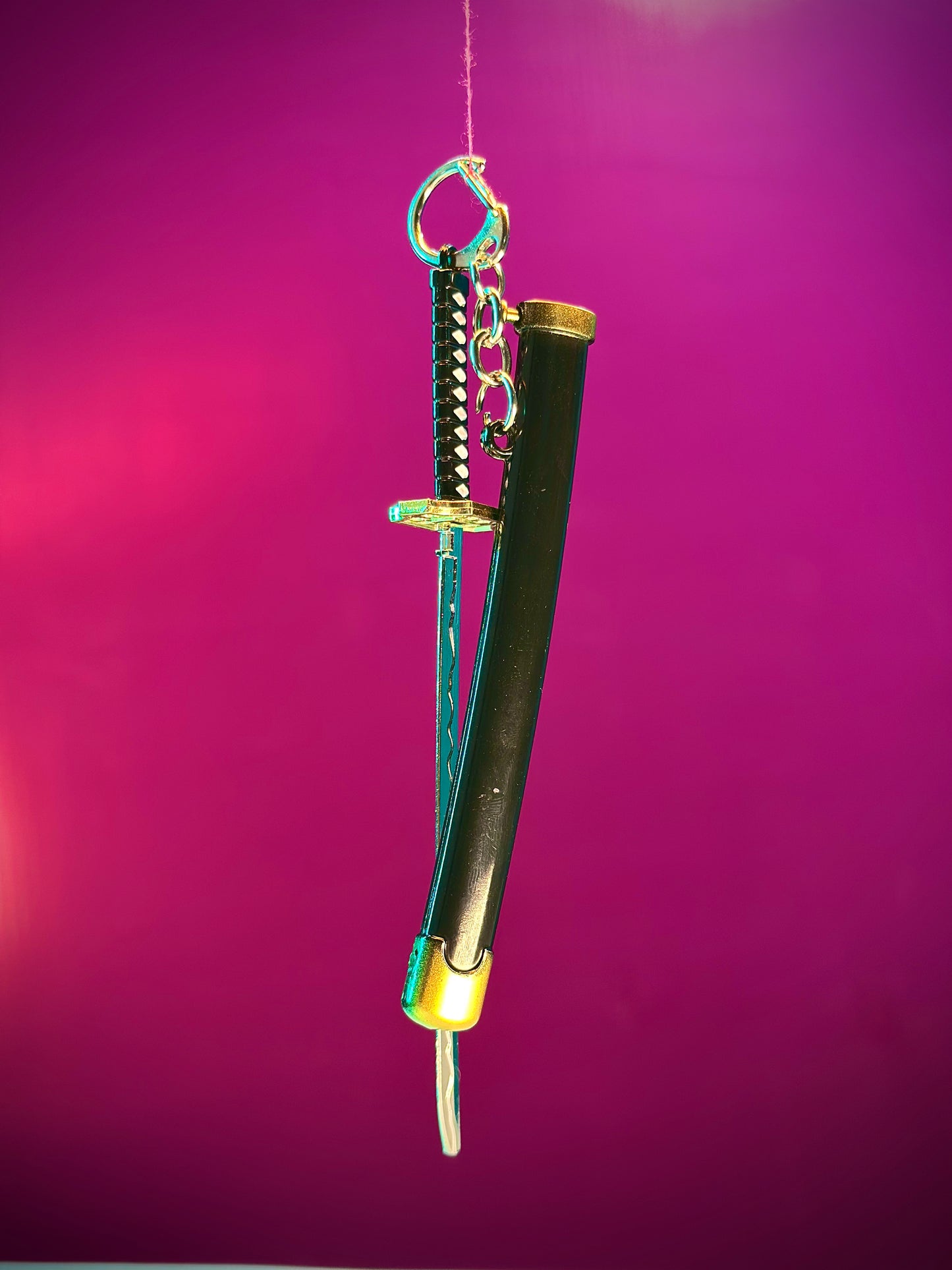 Black Katana Keyring – 15cm (Random Design)